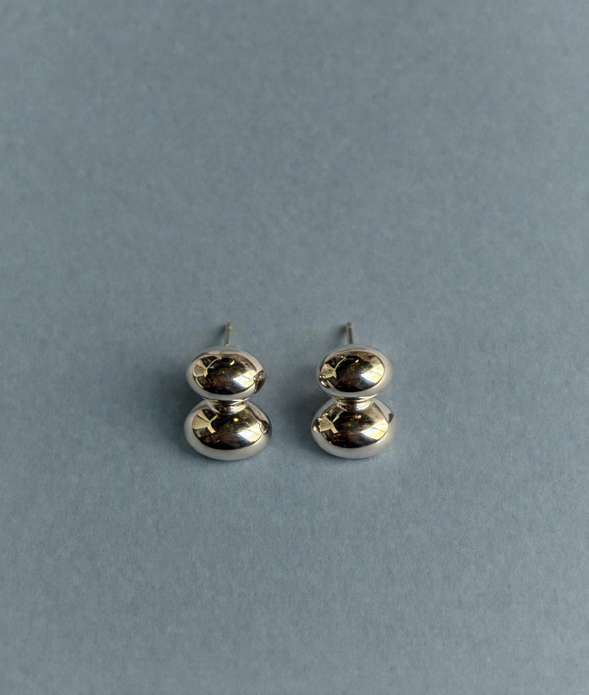 Petra stud earrings